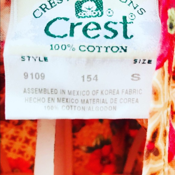 Crest Medical Scrub Top - Picture 4 of 5